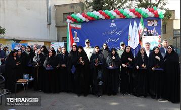 آیین نواختن زنگ بازگشایی دبیرستان دخترانه میثاق 4