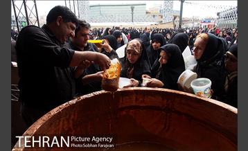 آیین سنتی " سمنوپزان" در میدان امام حسین (ع) 28