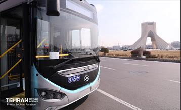 آیین رونمایی و ورود ناوگان حمل‌ونقل برقی شهر تهران 38