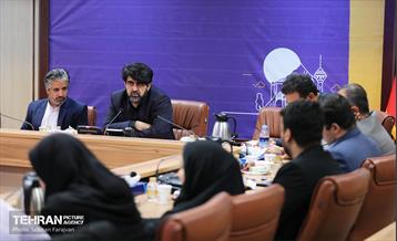 جلسه هم اندیشی رئیس مرکز ارتباطات با مدیران روابط عمومی شهرداری تهران 18