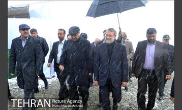 مراسم روز درختکاری با حضور شهردار تهران و رئیس مجلس 5