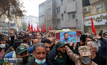 مراسم تشییع پیکر شهید محمدرضا بیات 3