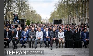 حضور شهردار تهران در جشن نوروزی میدان مشق 14