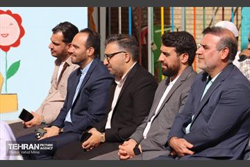 جشن شکوفه‌ها در منطقه ۱1 15