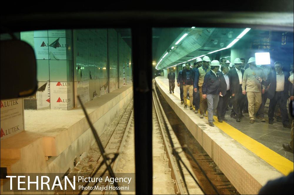 بازدید شهردار تهران از پایانه خط 6 مترو تهران -2 2