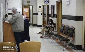 مرکز بهداشتی درمانی منطقه ۵ در لحظه افطار  7