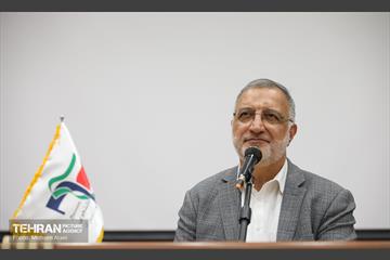 نشست صمیمانه شهردار تهران با مسئولین پایگاههای بسیج دانشجویی تهران 31