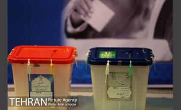 شرکت محسن هاشمی رئیس شورای اسلامی شهر تهران در انتخابات مجلس شورای اسلامی 11