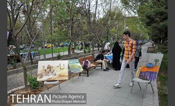 نوروزگاه هنر در پیاده‌راه بلوار کشاورز 9