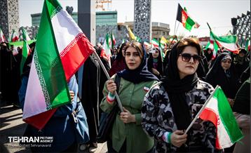 اجتماع «دختران جان‌فدای ایران»