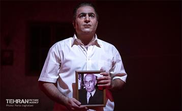 نمایش «تختی در اتاق 23 هتل آتلانتیک» 22