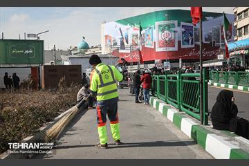خدمات شهرداری تهران در پایان راهپیمایی ۲۲ بهمن 4
