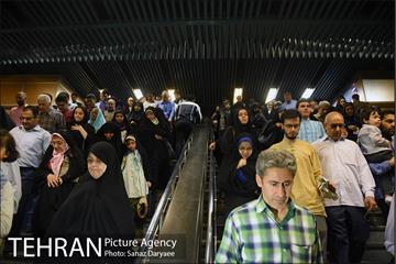 خدمات‌رسانی مترو تهران به نمازگزاران عیدسعیدفطر 14