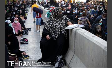 مراسم دعای عرفه در میدان امام حسین(ع) 24