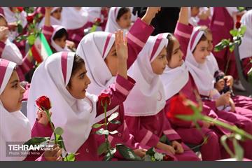جشن شکوفه‌ها در منطقه ۱1 33