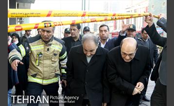 بازدید شهردار تهران از محل آتش‌سوزی ساختمان برق حرارتی وزارت نیرو  22