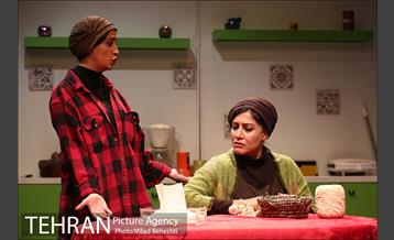 نمایش جنایات قلب 3