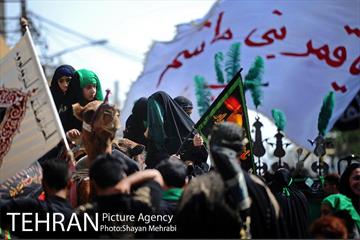 حرکت نمادین کاروان اُسرای کربلا در ده ونک 43