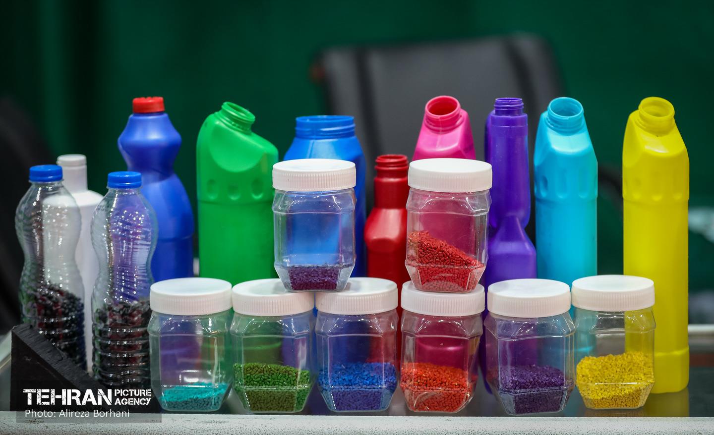 سومین نمایشگاه تخصصی مدیریت پسماند ، بازیافت و ماشین آلات وابسته 12