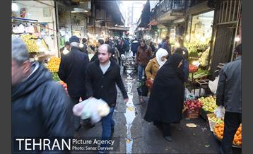 خرید شب یلدا در بازار امام حسین 3