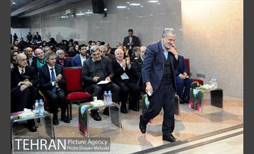 رونمایی از نقش برجسته سرباز هخامنشی با حضور شهردار تهران 12