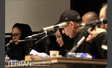 فیلمنامه خوانی سگ کشی در فرهنگسرای اندیشه‎ 8