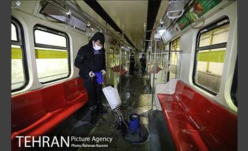 آغاز عملیات ضدعفونی کردن مترو تهران 22
