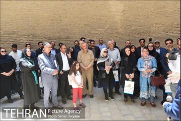 بازدید اعضا شورای شهر تهران از برج طغرل 6