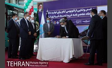 مراسم رونمایی از اتوبوس تمام برقی تولید داخل 13