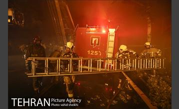 آتش سوزی گسترده در خیابان امیرکبیر 2 17
