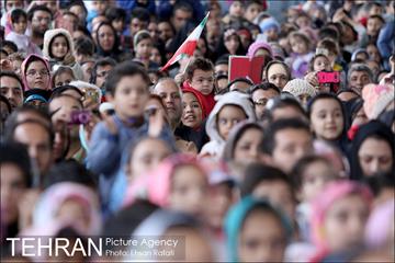 اجرای برنامه عموپورنگ در بوستان زندگی محله هرندی 25