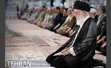 نماز عید فطر به امامت رهبر انقلاب 29