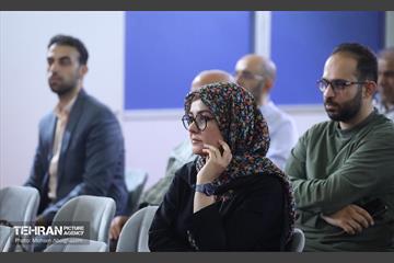 رونمایی از مجموعه ۲۵ جلدی «متولد تهران» 15