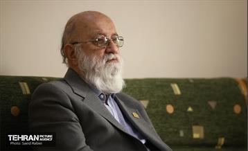 حضور شهردار تهران در منزل شهیدان الله کرمی 9