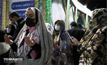 لحظه سال تحویل در حرم امام زاده صالح(ع) 36