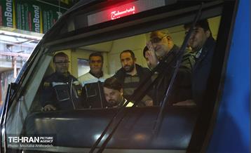 بازدید از تست گرم خط ۷ مترو 20