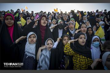اجتماع بزرگ نوجوانان غرب تهران در پویش سلام فرمانده 42