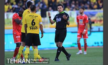 دیدار تیم‌های فوتبال پرسپولیس - سپاهان 8