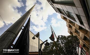 اهتزاز اَبَر پرچم متبرک ابا عبدالله حسین(ع) 30