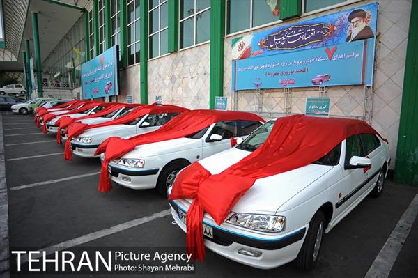 مراسم اهدای 7 دستگاه خودرو به برندگان شهروند 3