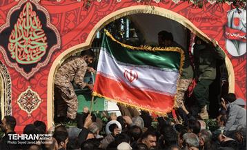 مراسم تشییع پیکرهای ۱۰۰ شهید گمنام 34