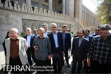 بازدید شهردار تهران از دروازه ملی و میدان مشق به مناسبت روز تهران 21
