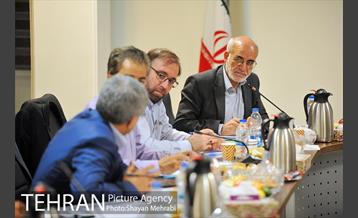 نشست مجمع امید با حضور شهردار تهران 17