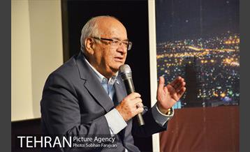 تجلیل از پدر نجوم آماتوری ایران 18