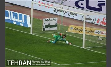 دیدار پرسپولیس و استقلال در لیگ برتر فوتبال 18