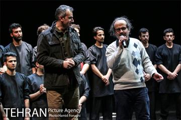 نمایش "من" در پردیس تئاتر تهران (خاوران) 45