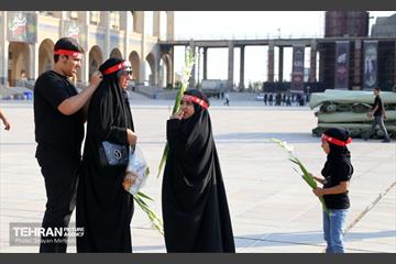 بدرقه خادمان و زائران اربعین 1