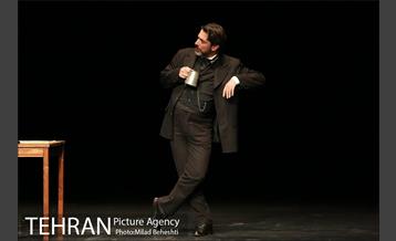 نمایش ماتریوشکا‎ 13