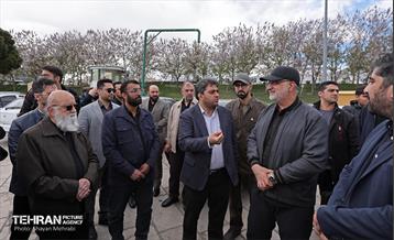 رونمایی از ۵۰ اتوبوس برقی و ۳۵ اتوبوس دوکابین 44