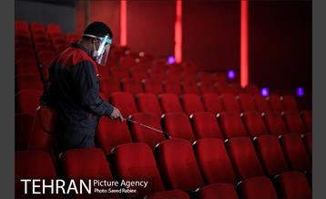 رعایت پروتکل های بهداشتی در پردیس سینمایی ملت 19